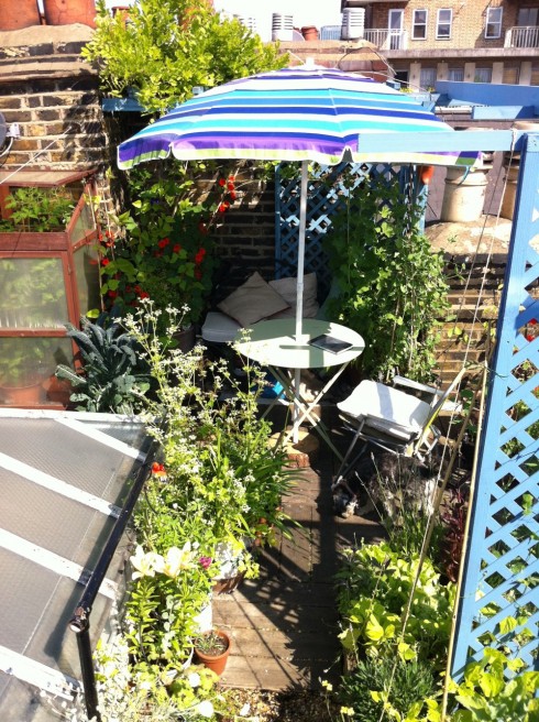 v-pretty-arbour-in-july-e1396277268540-1